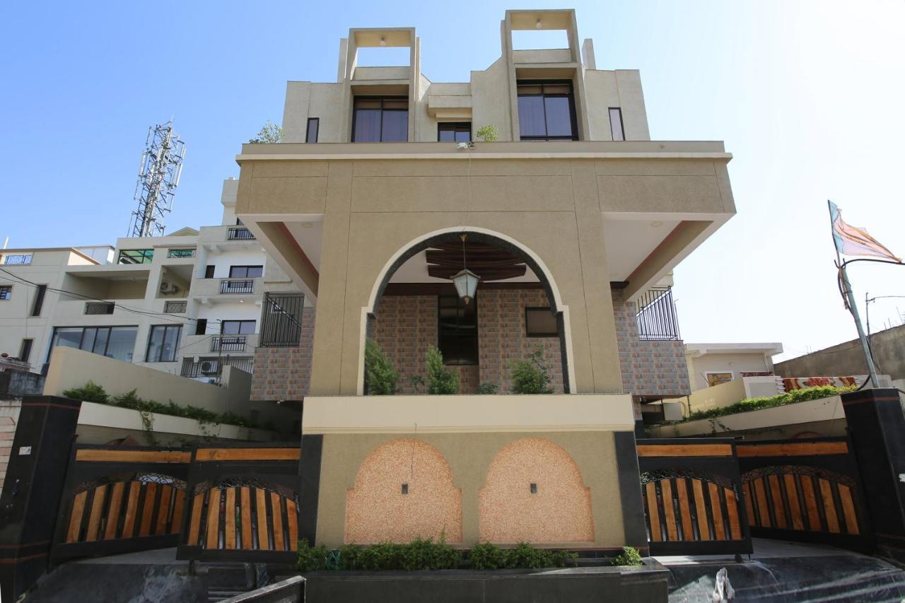 Capital O 36691 Hotel Aashirwad Inn Jabalpur Exterior photo